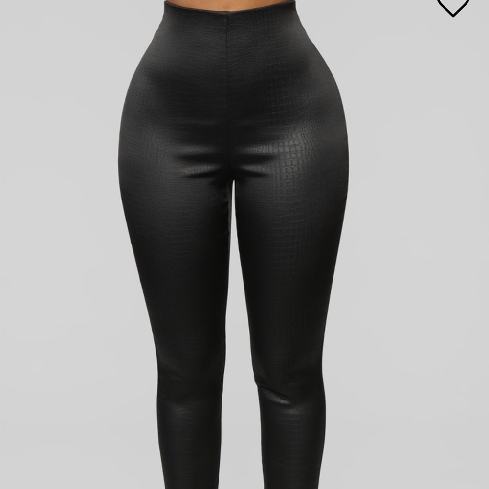 Fashion Nova Snake Venom Embossed Leggings - Picture 1 of 3